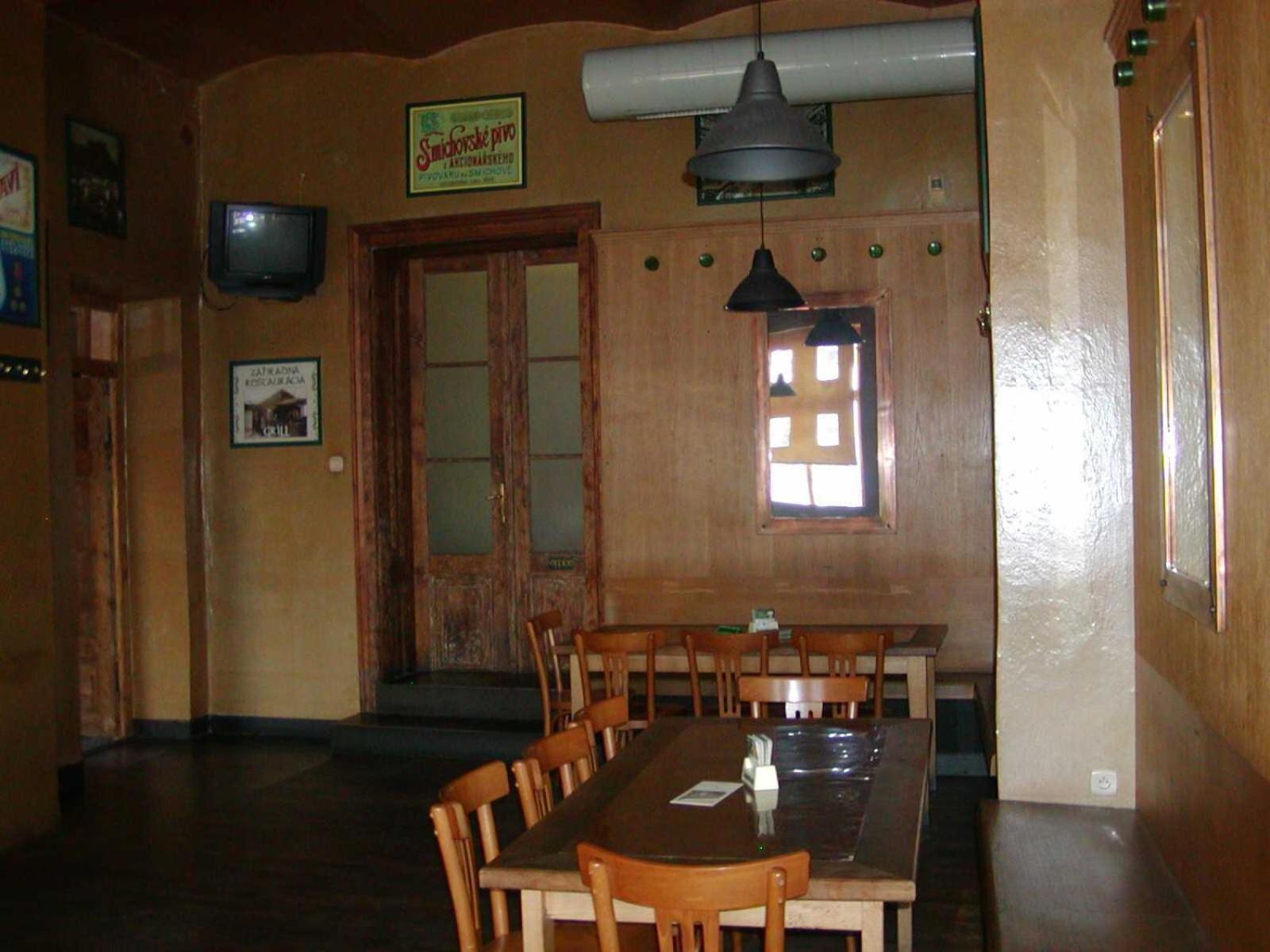 Victoria - Penzion & Restaurant Zvolen Extérieur photo